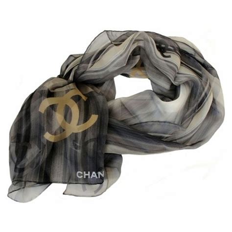 chanel başörtüsü|Chanel paris.